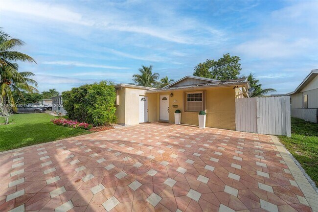Foto del edificio - 7751 NW 41st St