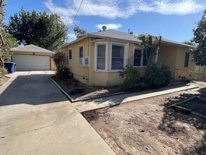 Building Photo - 25877 Chula Vista St