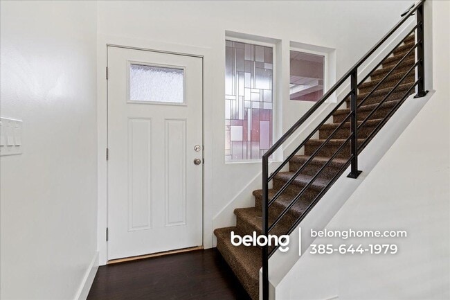 Building Photo - 2333 S Long Dr