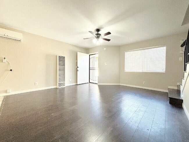 Foto del edificio - 1343 W 36th St