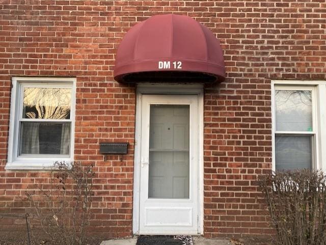 Building Photo - 12 Winchester Ave
