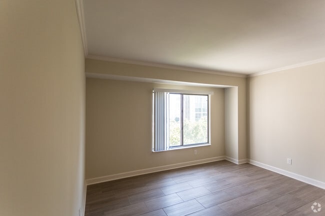 2BR, 1BA - Vermillion - Living Room - Twenty & Grand
