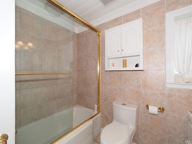 Foto del edificio - 612 Codding Dr