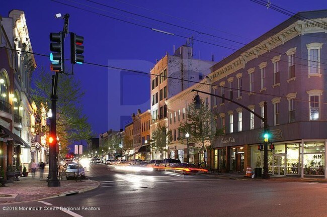 Foto del edificio - 76 Monmouth St