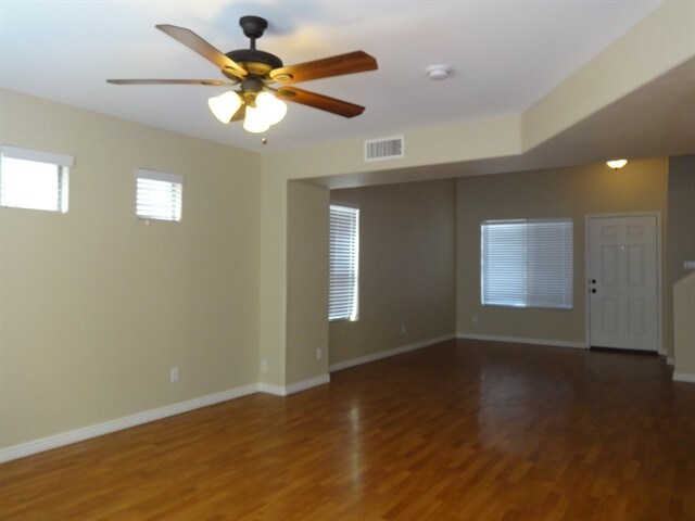 Foto del edificio - 3501 N 106th Ln