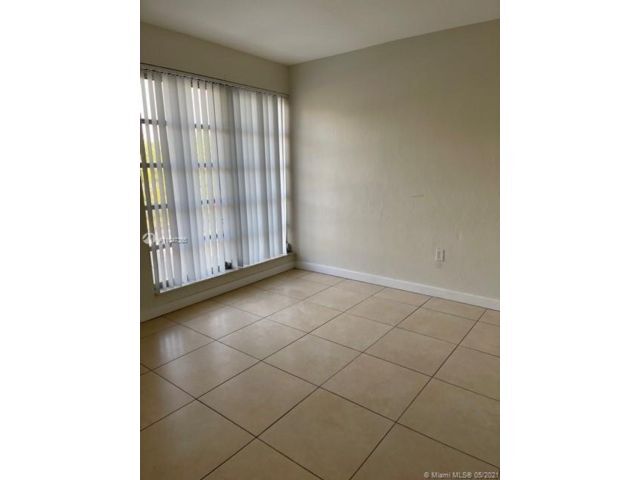 Foto del edificio - 9467 SW 76th St