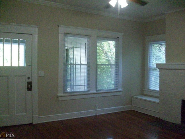 Foto del edificio - 987 North Avenue NE