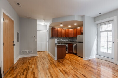 Building Photo - 555 W Arlington Pl