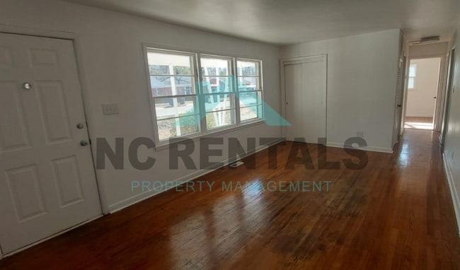 Foto del edificio - 1332 Proctor St