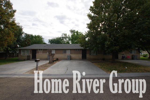 Foto principal - 104 N Homedale Ave