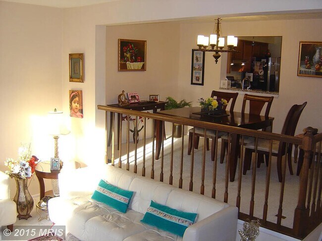 Building Photo - 9323 Cabot Ct