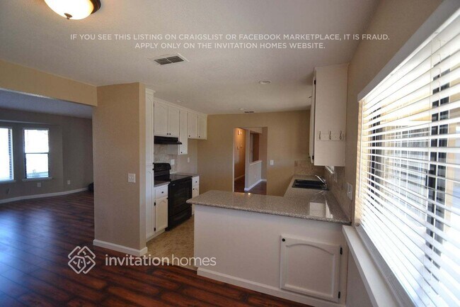 Building Photo - 7337 Holworthy Way