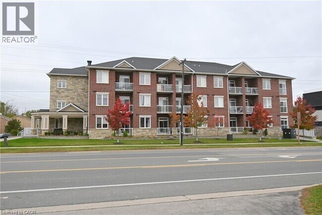 Photo du bâtiment - 95 Wilson St W