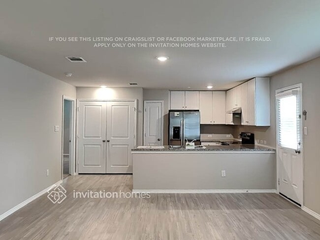 Building Photo - 155 Pasadena Pl