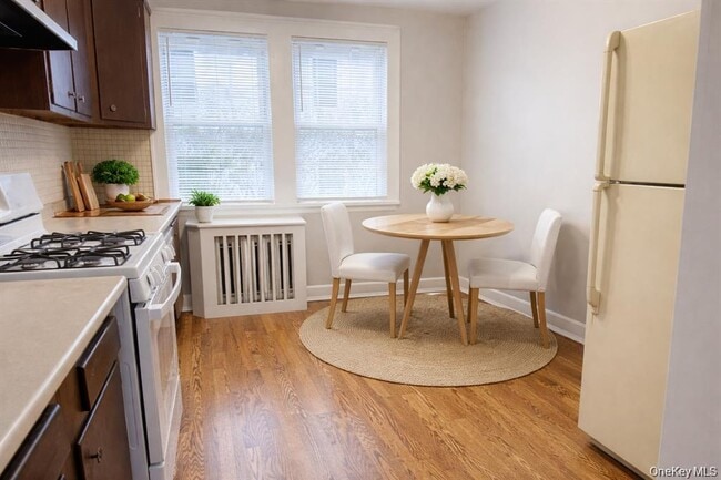 Foto del edificio - 21 Harding Dr