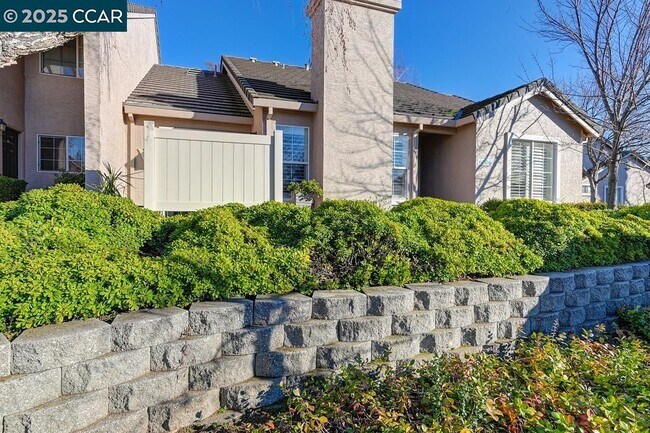Foto del edificio - 6006 Marlee Ct
