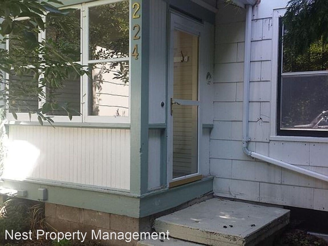 Primary Photo - 3 br, 2 bath House - 224 Orchard Ct