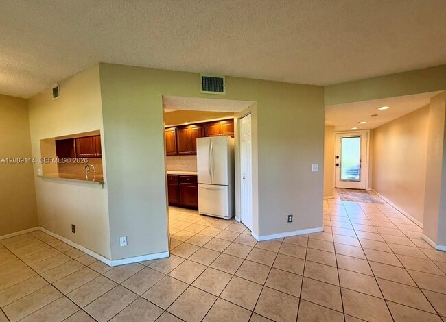 Foto del edificio - 12800 SW 7th Ct
