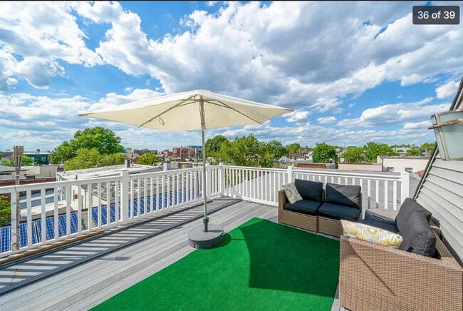 Foto del edificio - 209 Hutton St