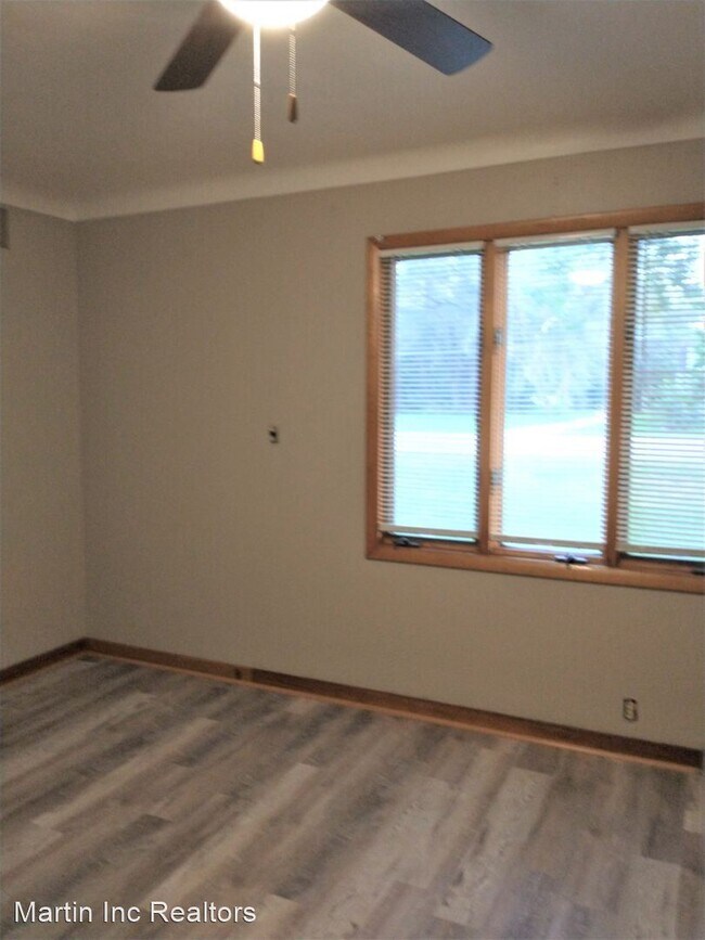 Foto del edificio - 3 br, 1 bath House - 4023 Lafayette Rd