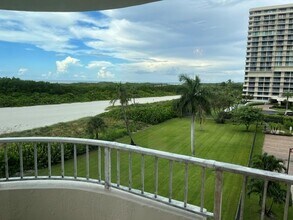 Building Photo - 320 Seaview Ct