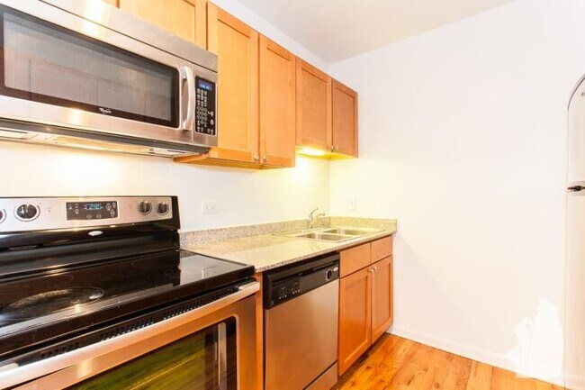 Foto del edificio - 4607 N Sheridan Rd