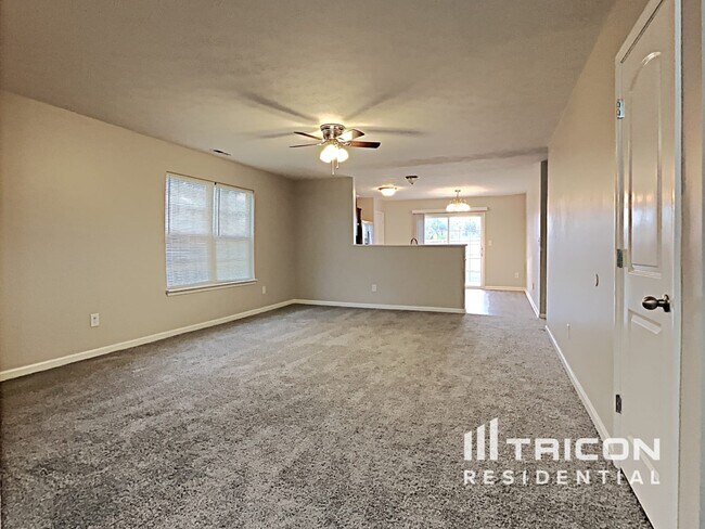 Foto del edificio - 559 Reed Ct