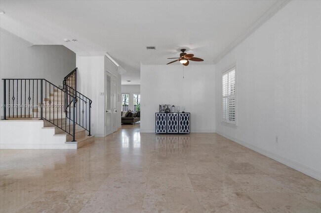 2626 Alamanda Ct - 4