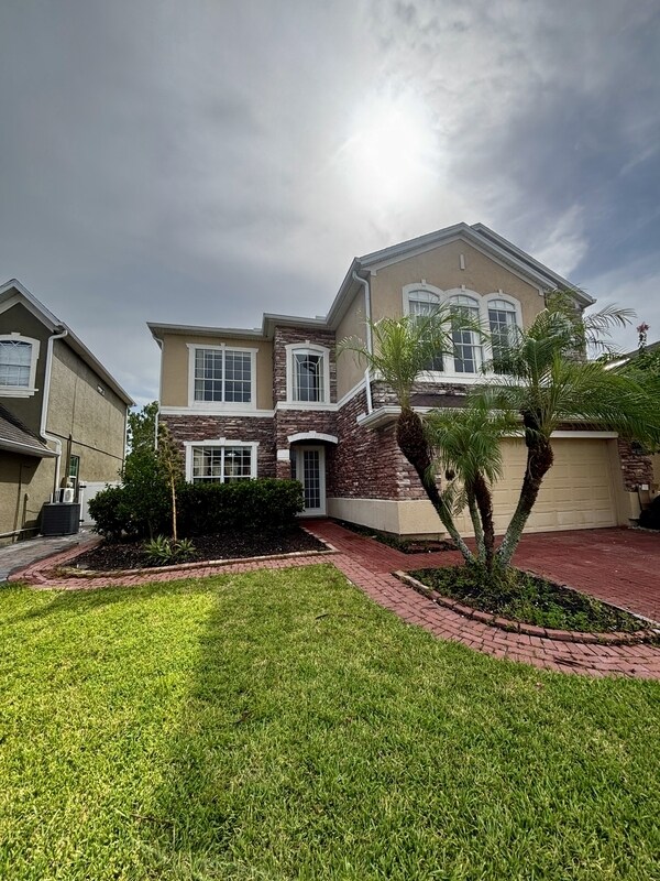 Foto principal - 1545 Cedar Lake Dr