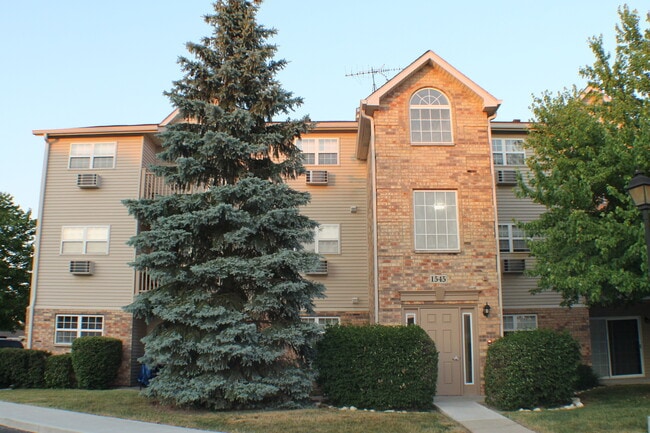 Building Photo - 1545 Crystal Rock Ct