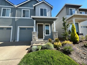 Building Photo - 5263 NW Torchcrest Pl