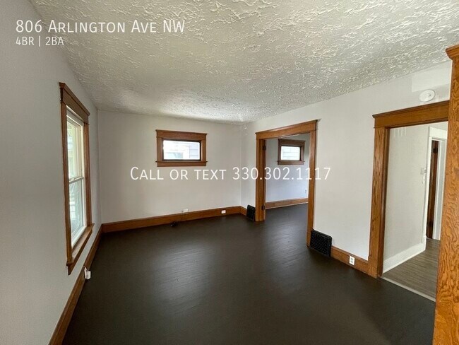 Building Photo - Four bedroom two full bathrooms home for rent