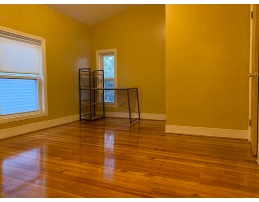 Foto del edificio - 10-12 Everett St