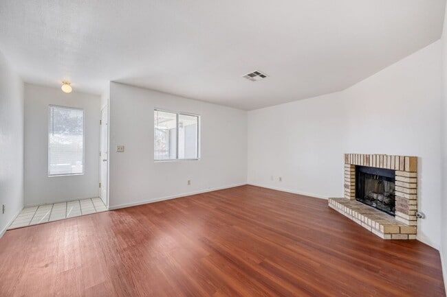 Foto del edificio - 6713 W Charleston Blvd