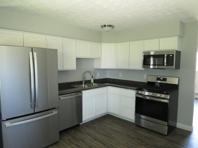 Foto del edificio - 4314 McClellan Ln