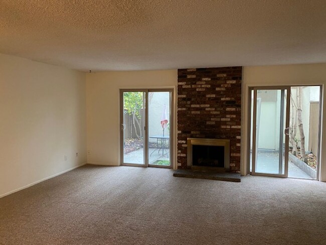 Building Photo - 1167 Verdemar Dr