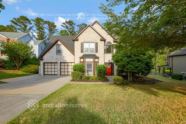 Building Photo - 2256 Glenridge Dr