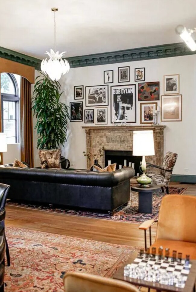 Foto del edificio - 1832 N Cherokee Ave