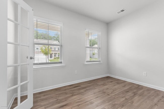 Building Photo - 1333 Maston Rd