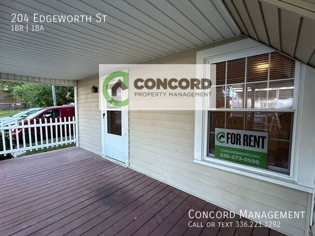 Building Photo - 204 Edgeworth St