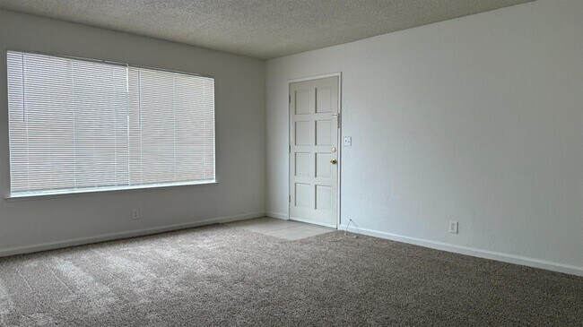 Foto del edificio - 1973 Emma Lee Ln