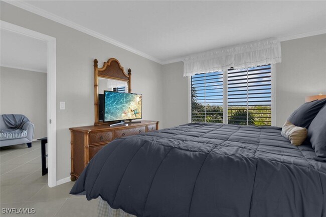 Building Photo - 5220 Bonita Beach Rd SW