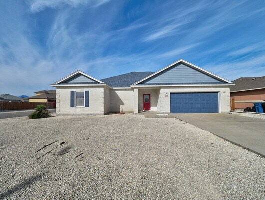 Primary Photo - 14745 Quarterdeck Dr