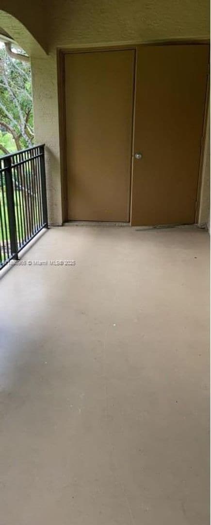 Foto del edificio - 230 SW 117th Terrace