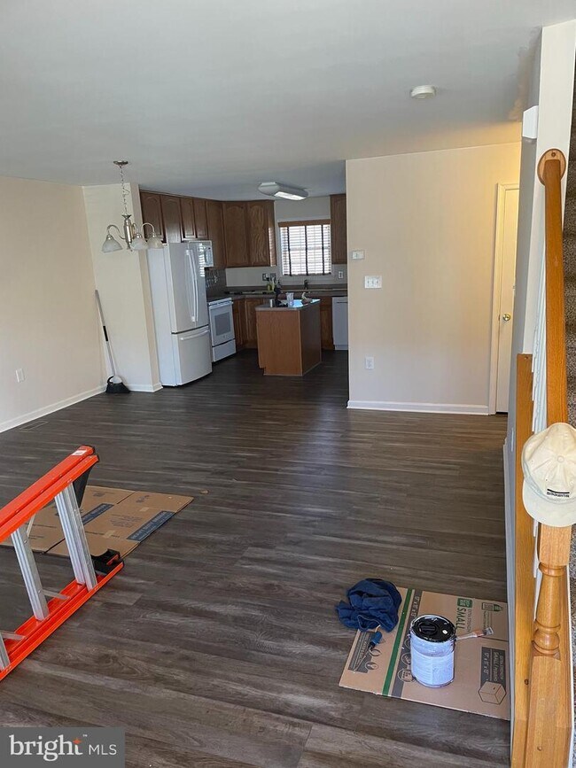 Building Photo - 106 Mabel Ln