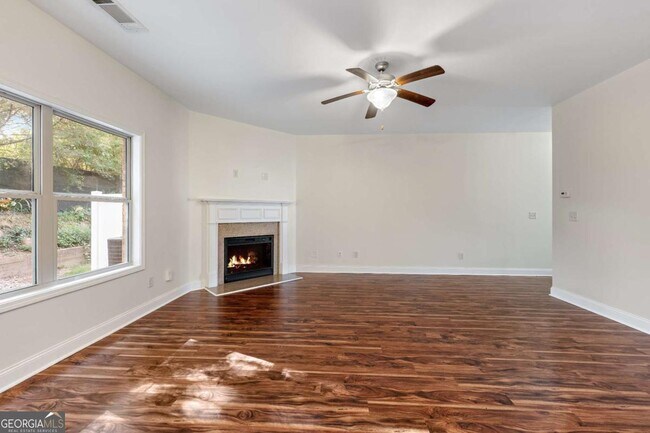 Building Photo - 204 Britt Dr