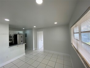 Building Photo - 310 NE 82nd St