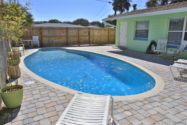 Foto del edificio - 420 Columbus Ave