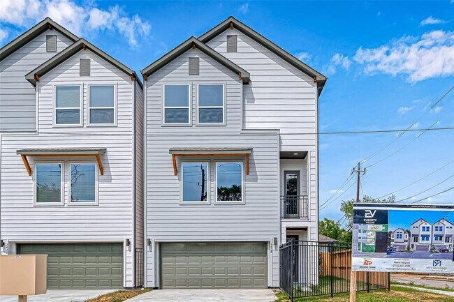 Foto del edificio - 2418 Everett St