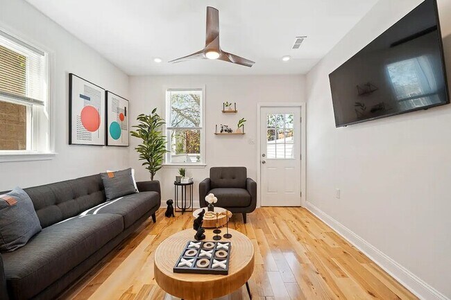 Foto del edificio - 5221 Walnut St